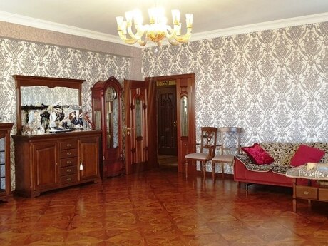 4 otaqlı yeni tikili - Sahil m. - 176 m²