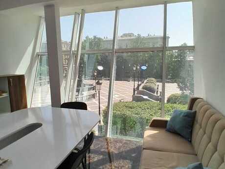 1 otaqlı ofis - Sahil m. - 23 m²