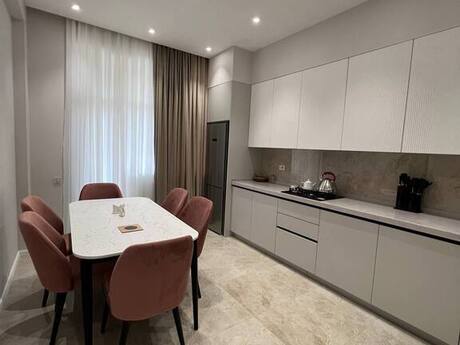 Kirayə 3 otaqlı mənzil, 170 m², Nizami: 3 000 ₼/ay 5