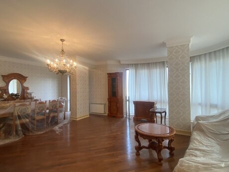 4 otaqlı yeni tikili - Sahil m. - 246 m²