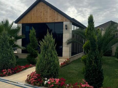 5 otaqlı həyət evi/bağ evi - Mərdəkan q. - 200 m²