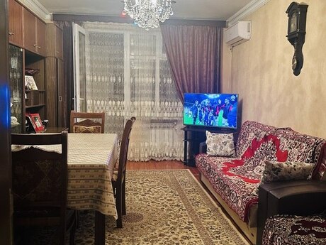 3-комн. вторичка - м. Кара Караев - 70 м²