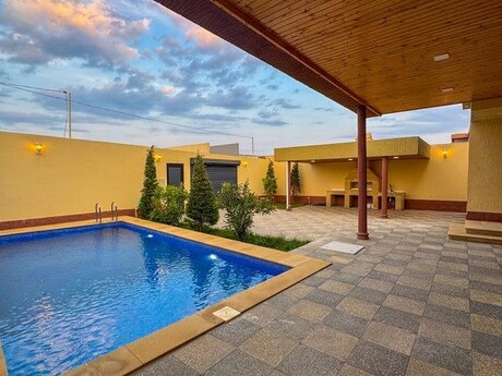 4 otaqlı həyət evi/bağ evi - Mərdəkan q. - 170 m²