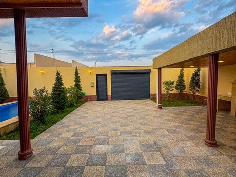 4 otaqlı həyət evi/bağ evi - Mərdəkan q. - 170 m²