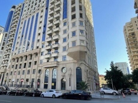 Объявление №4464693 - Баку, м. 28 мая, 4-комн., 245 м², 12/17 этаж