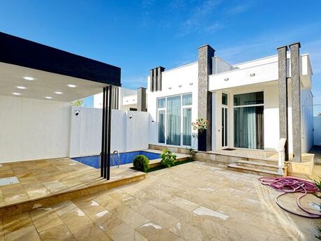 2-комн. дом/дача - пос. Мардакан - 140 м²