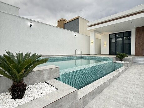 4 otaqlı həyət evi/bağ evi - Mərdəkan q. - 160 m²
