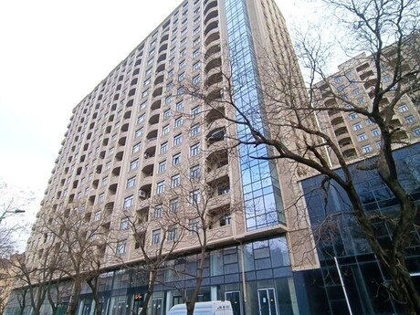 3 otaqlı yeni tikili - 28 May m. - 141 m²