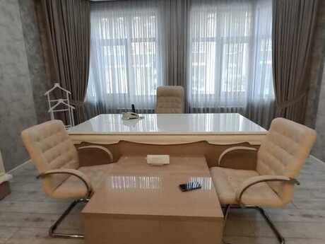 Obyekt - Elmlər Akademiyası m. - 340 m²