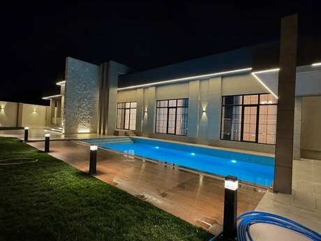 4 otaqlı həyət evi/bağ evi - Mərdəkan q. - 300 m²
