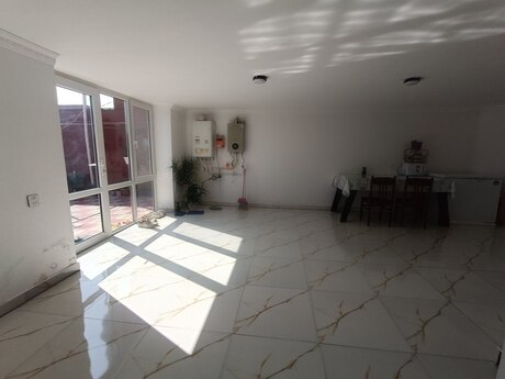 5 otaqlı həyət evi/bağ evi - Masazır q. - 200 m²