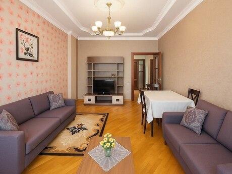 2-комн. новостройка - м. Иншаатчылар - 80 м²