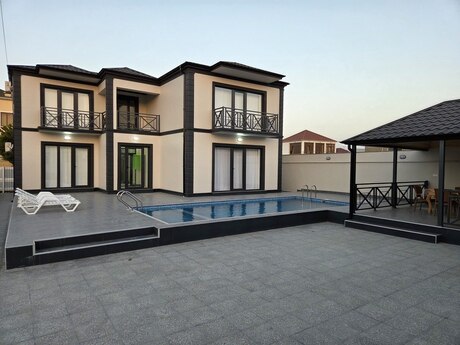 5 otaqlı həyət evi/bağ evi - Xəzər r. - 420 m²