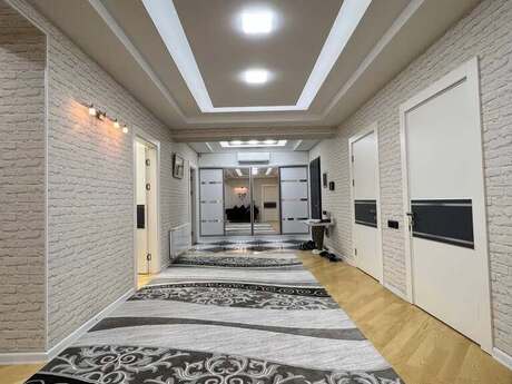 5 otaqlı yeni tikili - Şah İsmayıl Xətai m. - 226 m²