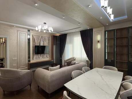 3-комн. новостройка - Насиминский  р. - 150 м²
