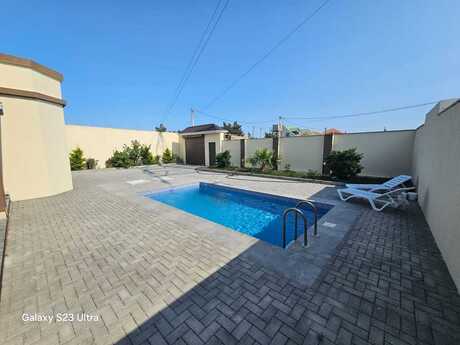 4 otaqlı həyət evi/bağ evi - Şüvəlan q. - 150 m²