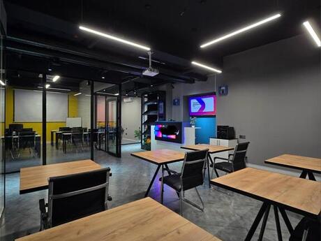 11 otaqlı ofis - 28 May m. - 250 m²