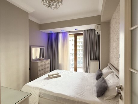3 otaqlı yeni tikili - Şah İsmayıl Xətai m. - 110 m²