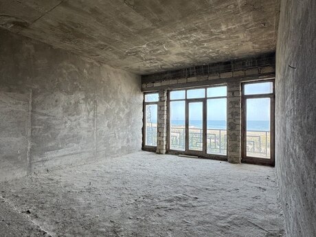 8 otaqlı həyət evi/bağ evi - Şıxov q. - 500 m²