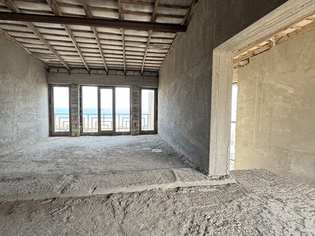 8 otaqlı həyət evi/bağ evi - Şıxov q. - 500 m²