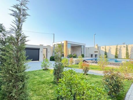 4 otaqlı həyət evi/bağ evi - Mərdəkan q. - 190 m²