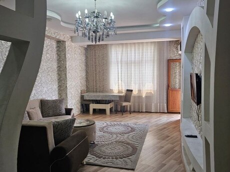 2-комн. новостройка - м. Шах Исмаил Хатаи - 100 м²