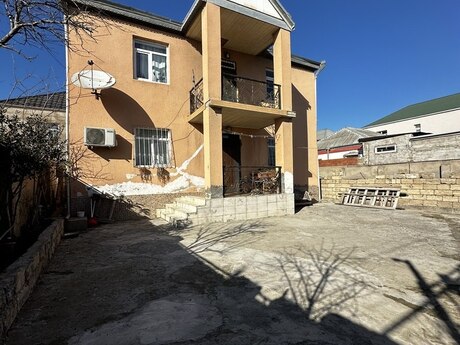 5 otaqlı həyət evi, 220 m², Bakıxanov: 230 000 ₼ 2