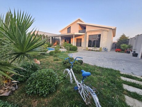 7 otaqlı həyət evi/bağ evi - Şüvəlan q. - 350 m²