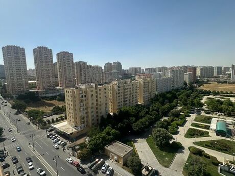 4 otaqlı yeni tikili - İnşaatçılar m. - 181 m²