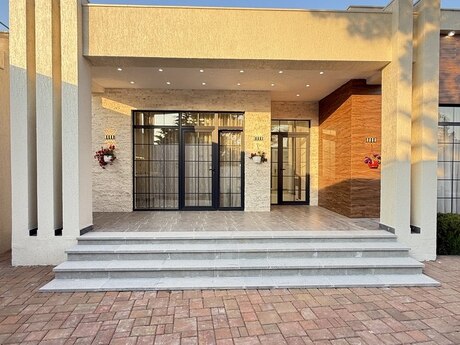 4 otaqlı həyət evi/bağ evi - Mərdəkan q. - 160 m²
