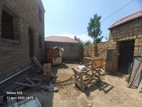 7 otaqlı həyət evi/bağ evi - Azadlıq Prospekti m. - 150 m²