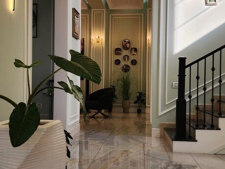 5 otaqlı həyət evi/bağ evi - Buzovna q. - 300 m²