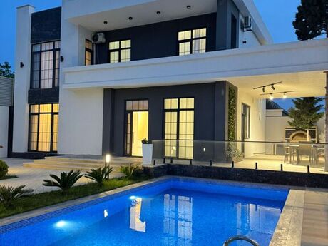 5 otaqlı həyət evi/bağ evi - Şüvəlan q. - 500 m²