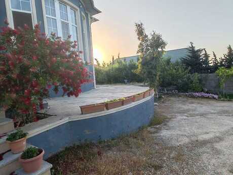 5 otaqlı həyət evi/bağ evi - Buzovna q. - 240 m²