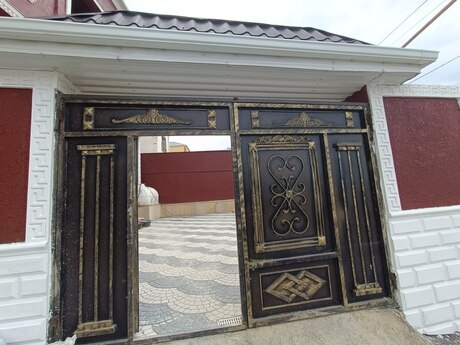 6 otaqlı həyət evi/bağ evi - Masazır q. - 200 m²