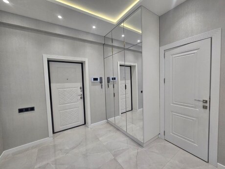Kirayə 2 otaqlı mənzil, 80 m², Şah İsmayıl Xətai: 1 350 ₼/ay 3
