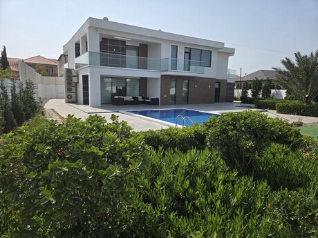 6 otaqlı həyət evi/bağ evi - Buzovna q. - 500 m²