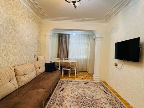 Elan №5281168 - Bakı, Memar Əcəmi m., 3 otaqlı, 80 m², 3/5 mərtəbə