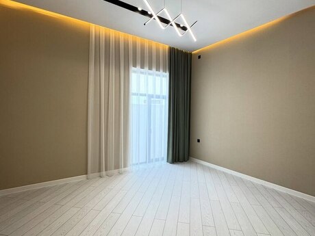 House with Garden, Villa For Sale