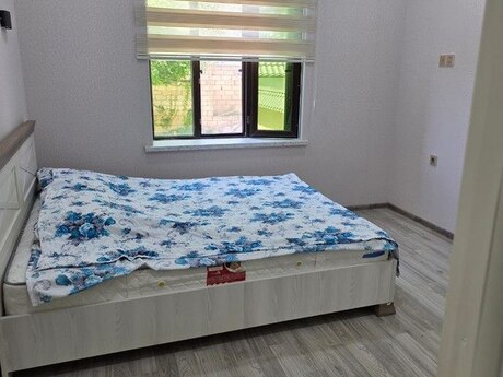 4 otaqlı həyət evi/bağ evi - Şamaxı - 130 m²