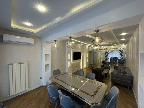 3-комн. новостройка - м. Шах Исмаил Хатаи - 140 м²