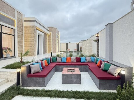 5 otaqlı həyət evi/bağ evi - Mərdəkan q. - 215 m²