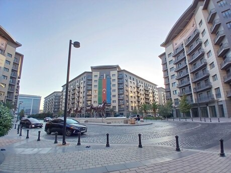 3 otaqlı yeni tikili - Ağ şəhər q. - 139 m²