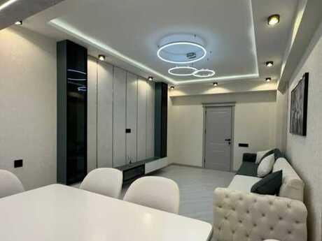 3 otaqlı köhnə tikili - Memar Əcəmi m. - 65 m²