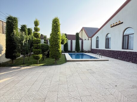 4 otaqlı həyət evi/bağ evi - Mərdəkan q. - 180 m²