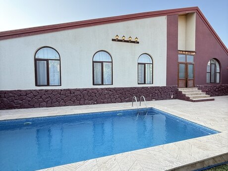 4 otaqlı həyət evi/bağ evi - Mərdəkan q. - 180 m²