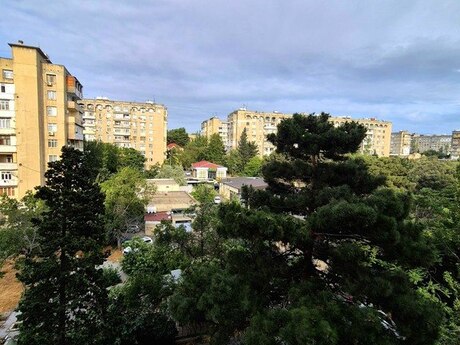 3 otaqlı köhnə tikili - Əhmədli m. - 85 m²