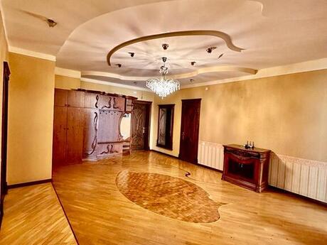 4 otaqlı yeni tikili - Elmlər Akademiyası m. - 190.5 m²