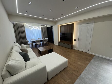 Elan №5289753 - Bakı, Şah İsmayıl Xətai m., 3 otaqlı, 100 m², 16/18 mərtəbə