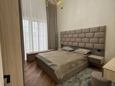 5 otaqlı həyət evi/bağ evi - Bilgəh q. - 300 m²